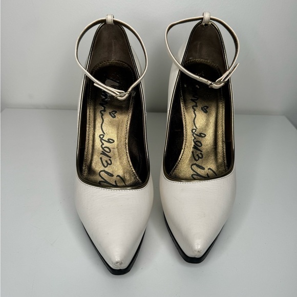 Lanvin White Leather Platform Heels - Size 39 - Picture 2 of 7